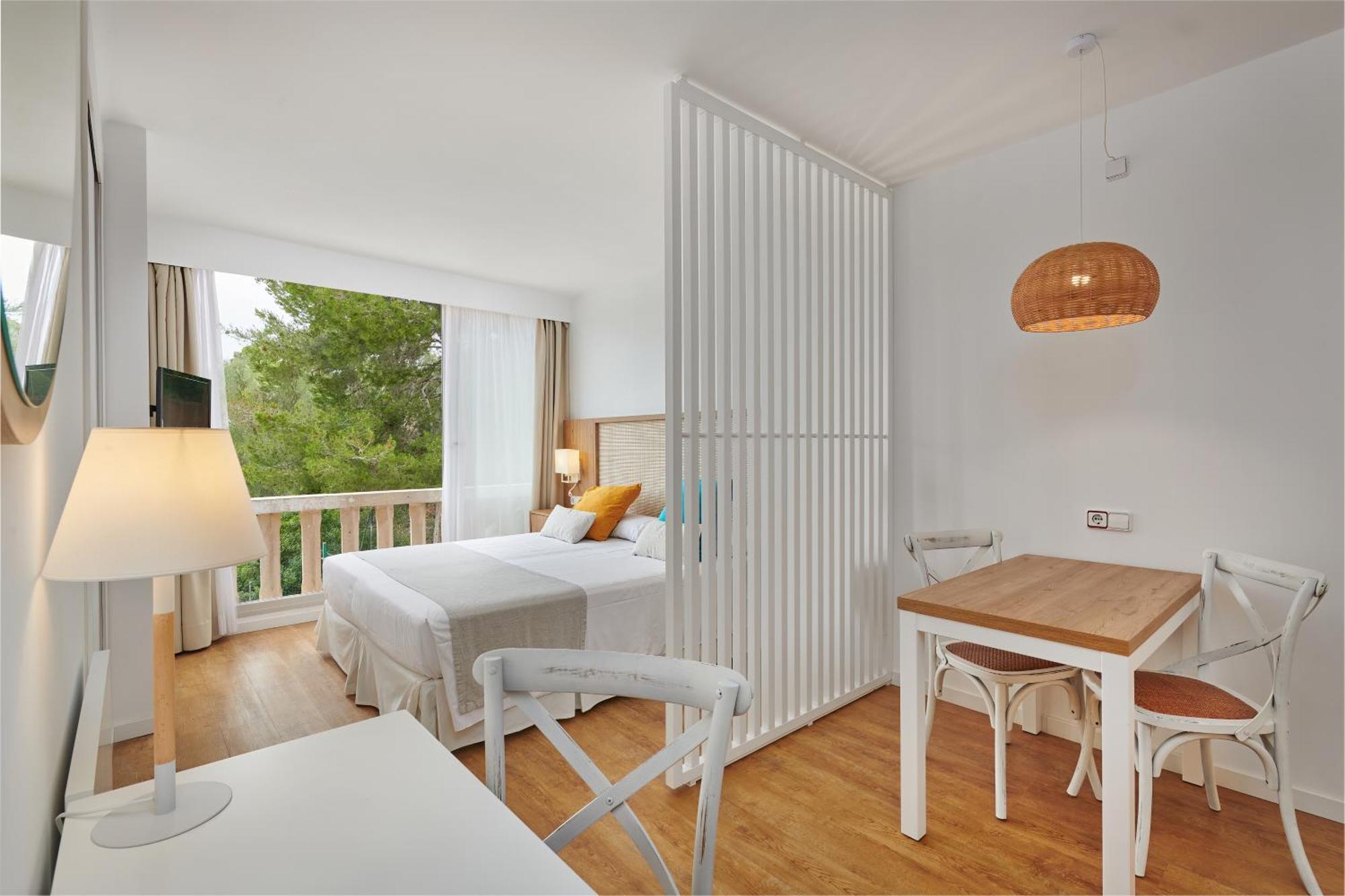 Hotel Apartamentos Cala Santanyi Exteriér fotografie